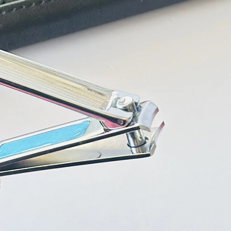 portable nail clipper