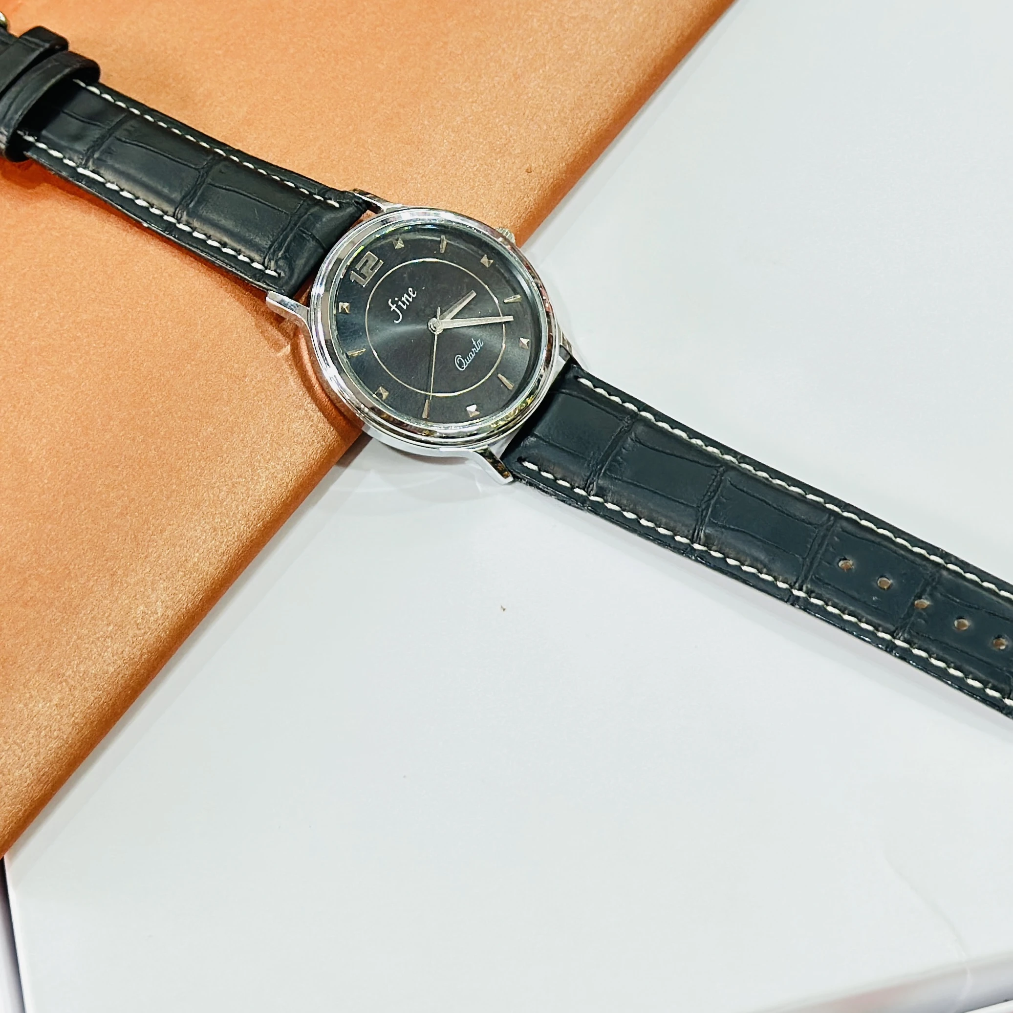 Quartz Analogue Watch for man’s