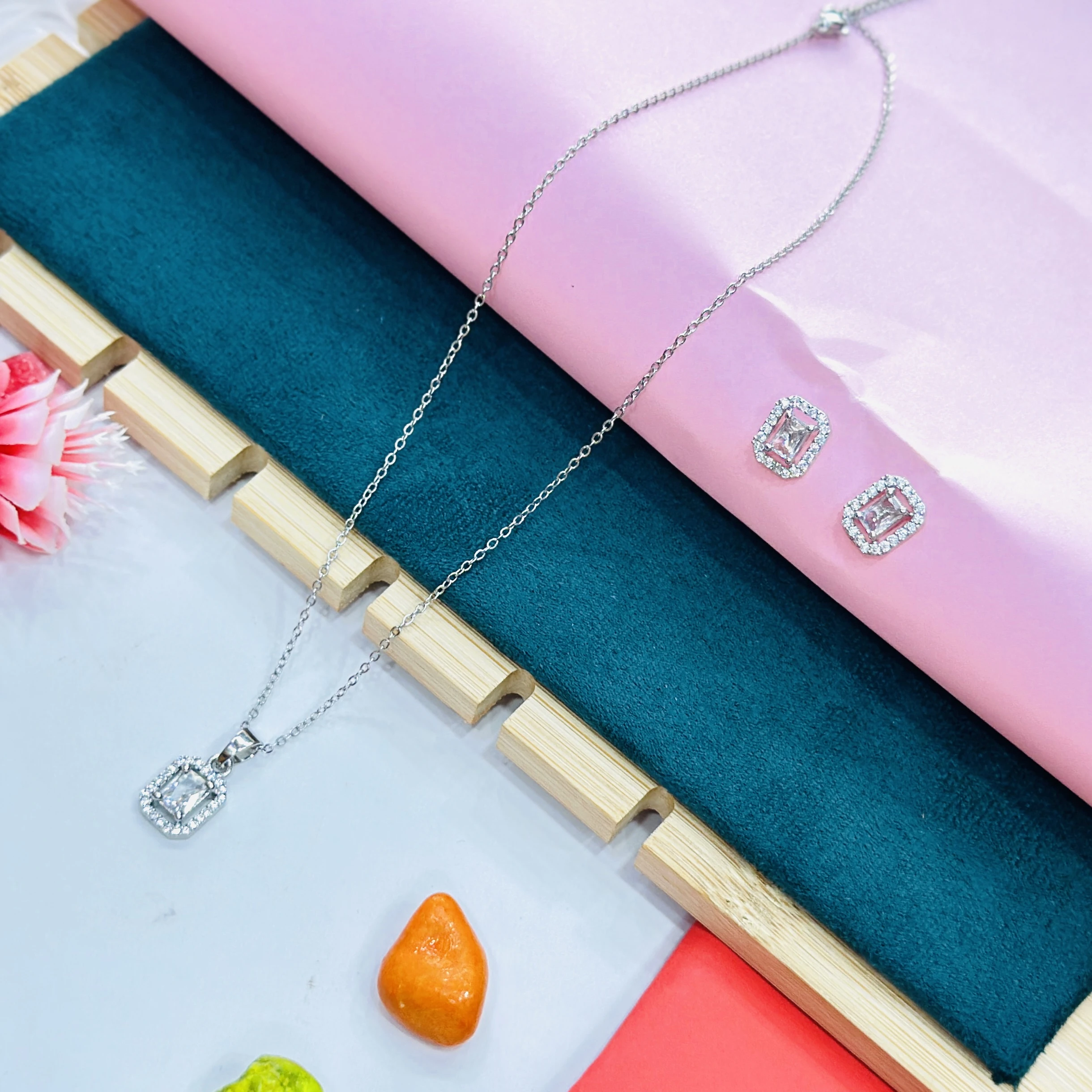 silver-plated jewelry set