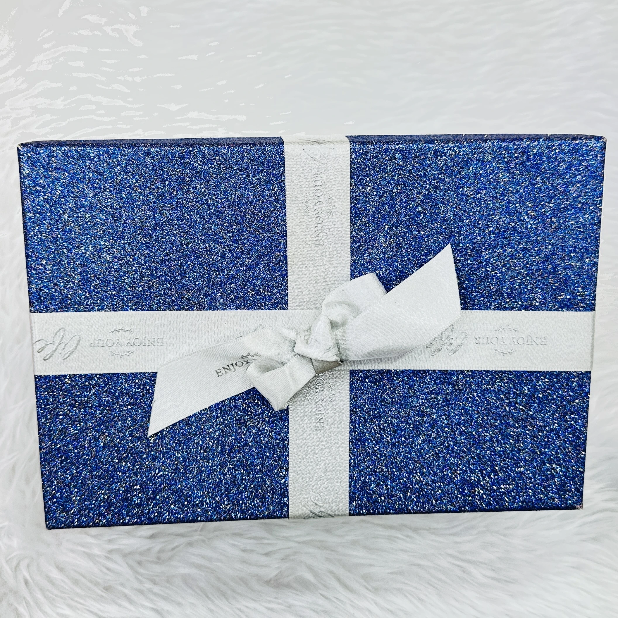 Decorative blue glitter gift box(Size 10/7)