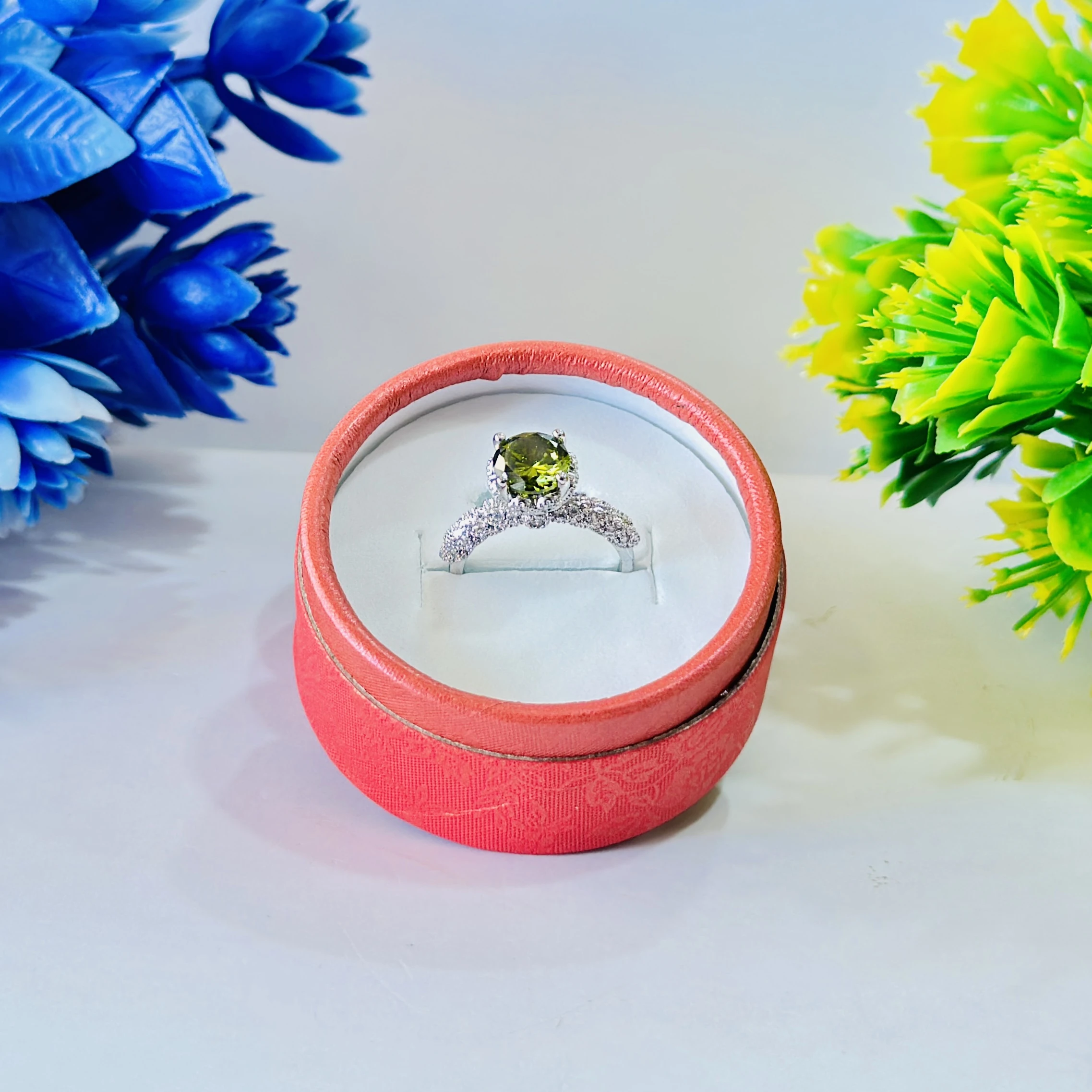 Ledis Fancy Ring