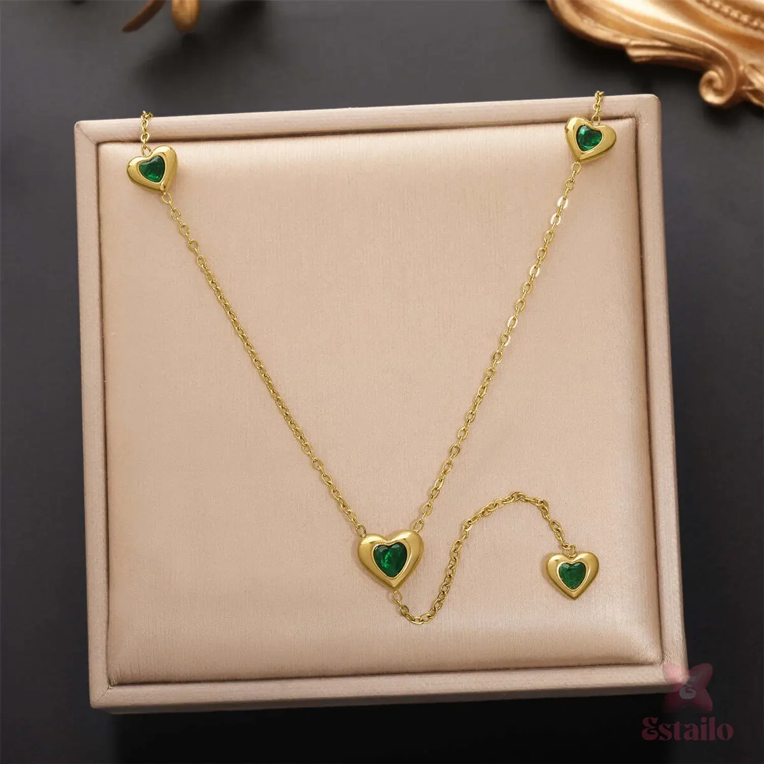 Palmonas Emerald Glow Heart Necklace