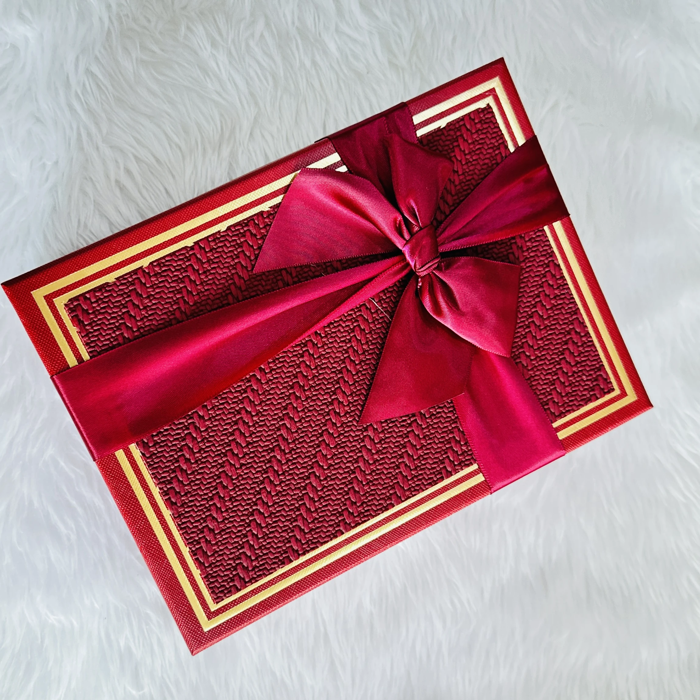 Gift Box (Size 12/9)