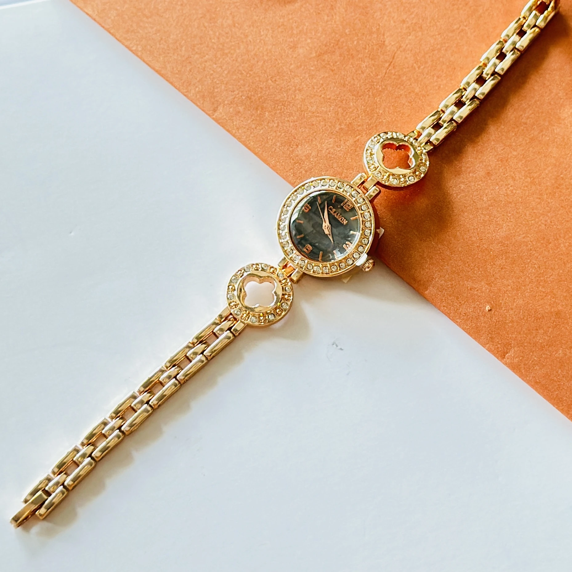 Quartz Analogue Watch