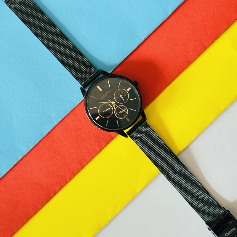 Black analog quartz wristwatch