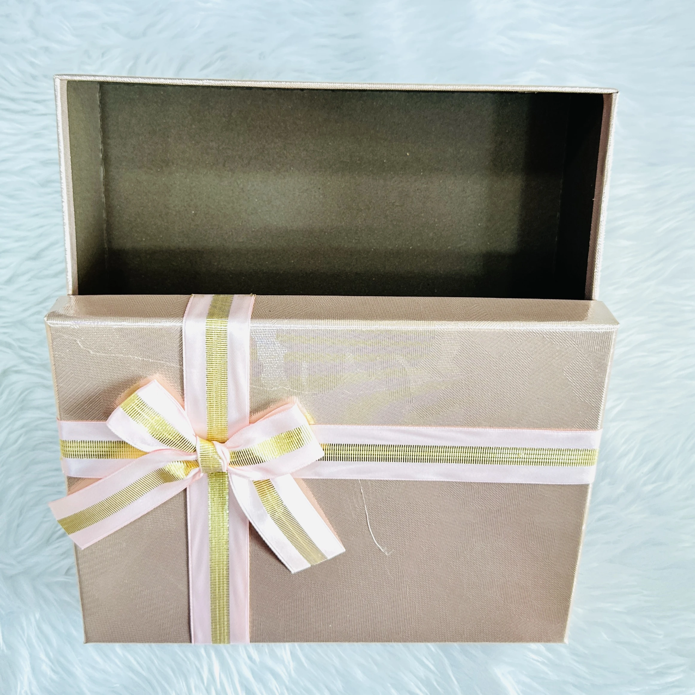 Gift Box (Size 11/8)