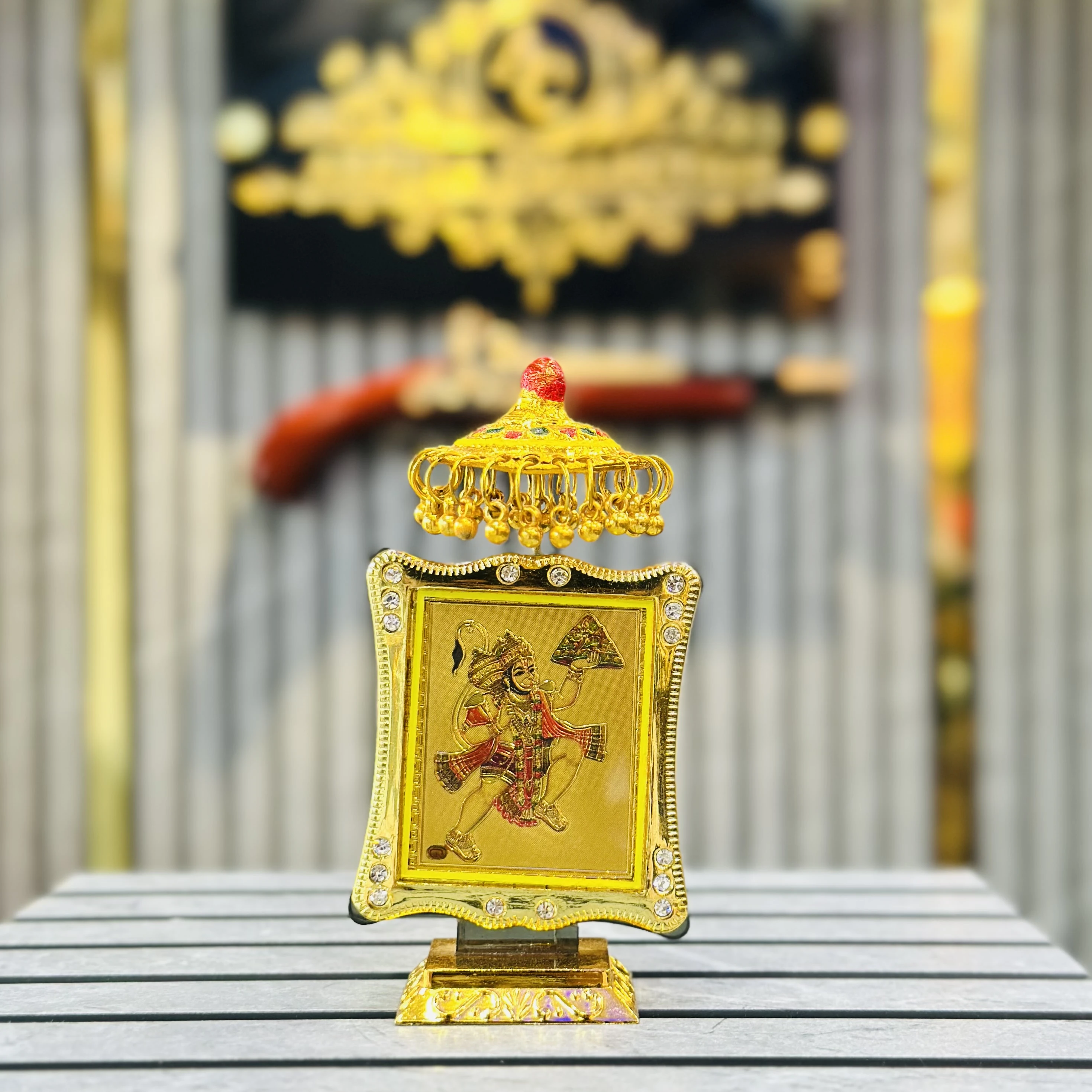 Hanuman dada frame