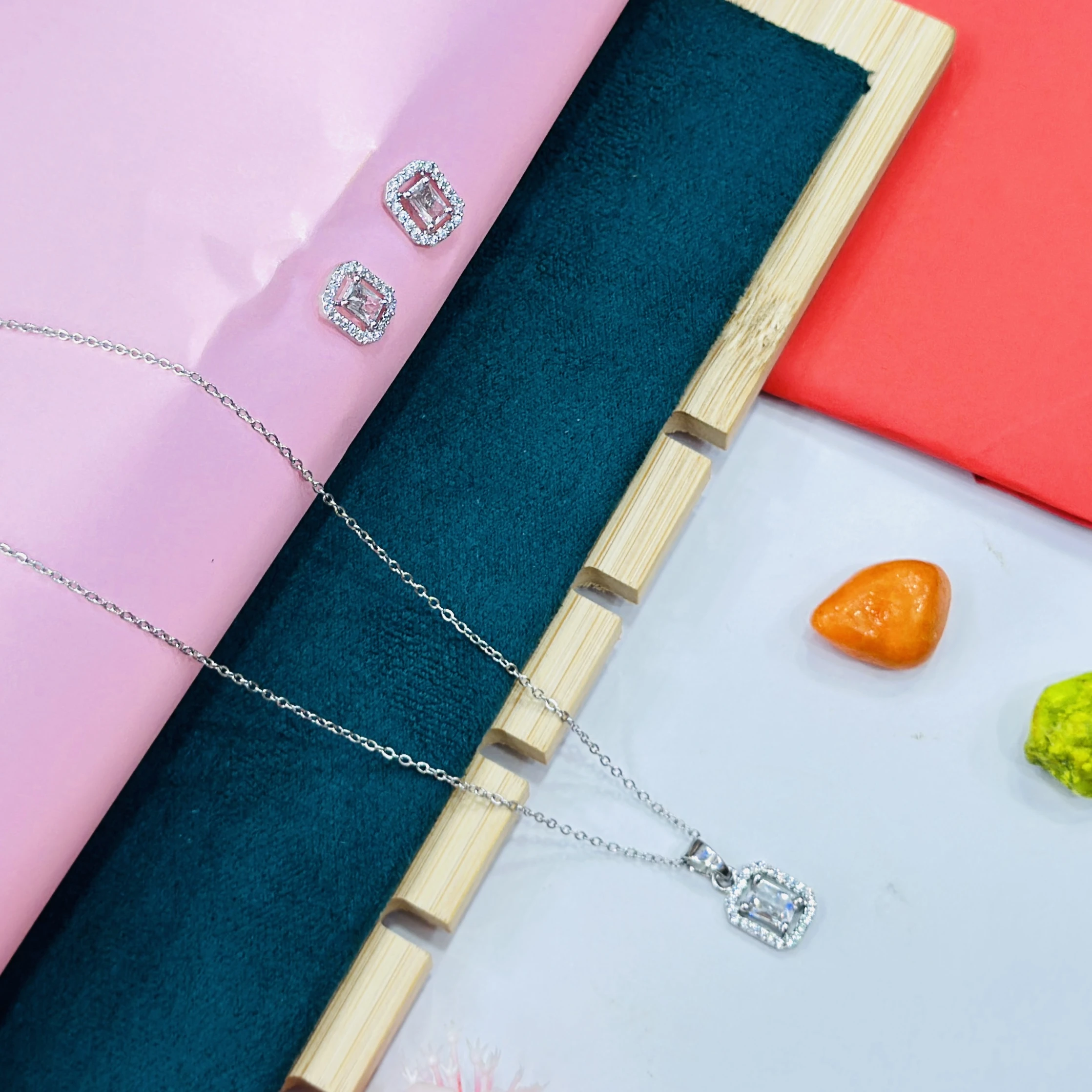 silver-plated jewelry set