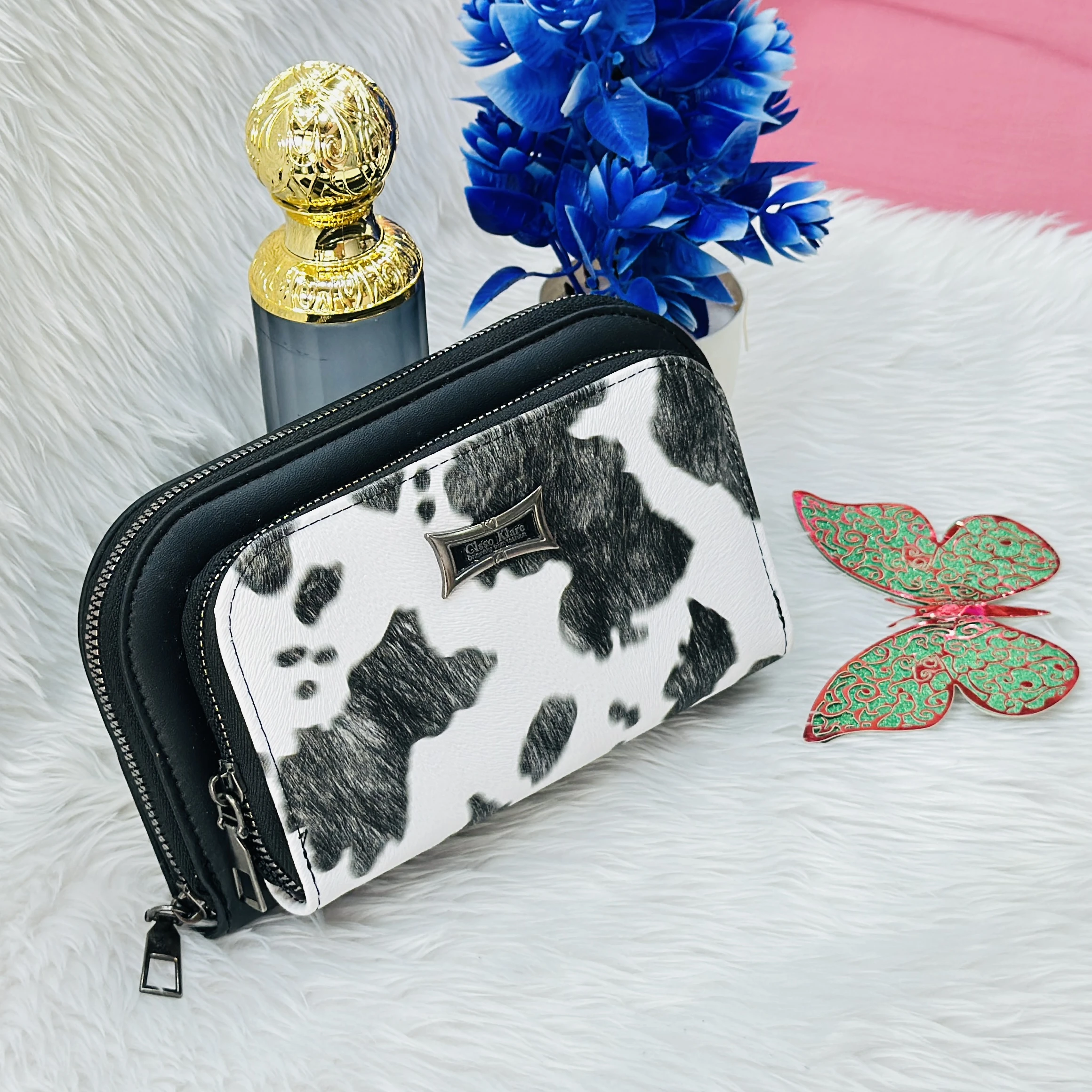 Oleg Klare women's wallet