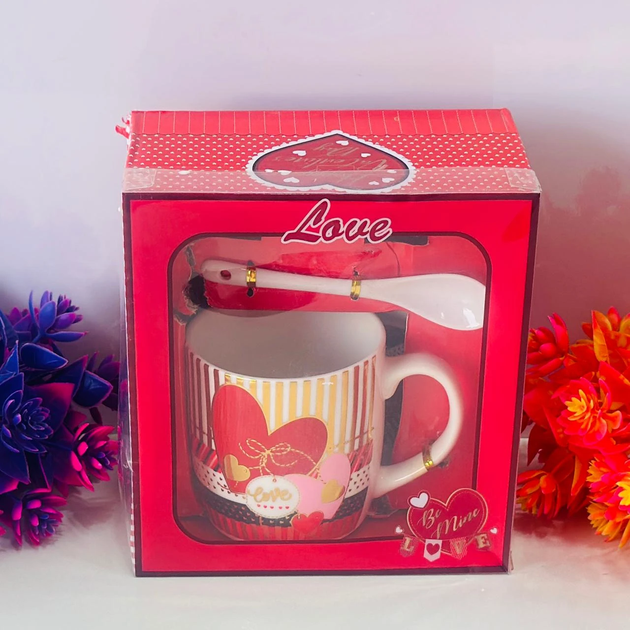 Ceramic "Love" themed coffee mug gift set…. 45DV88