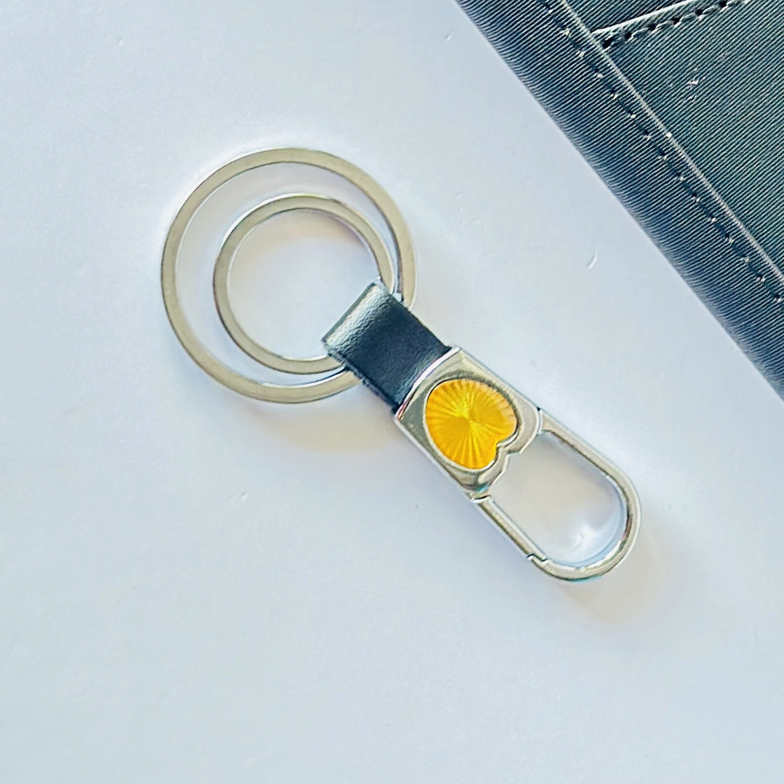 Multifunctional metal keychain