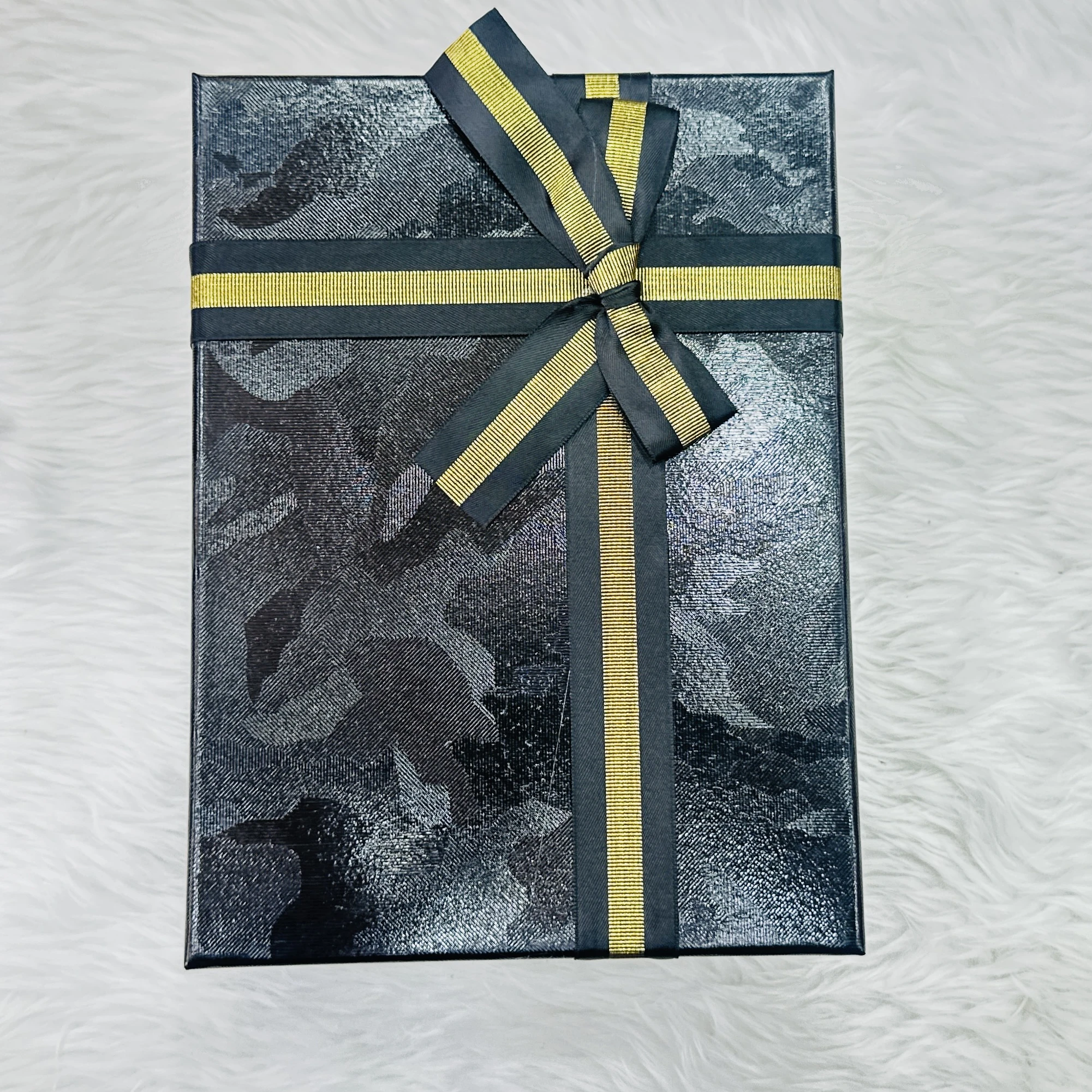 Black Gift Box (Size 12/9)