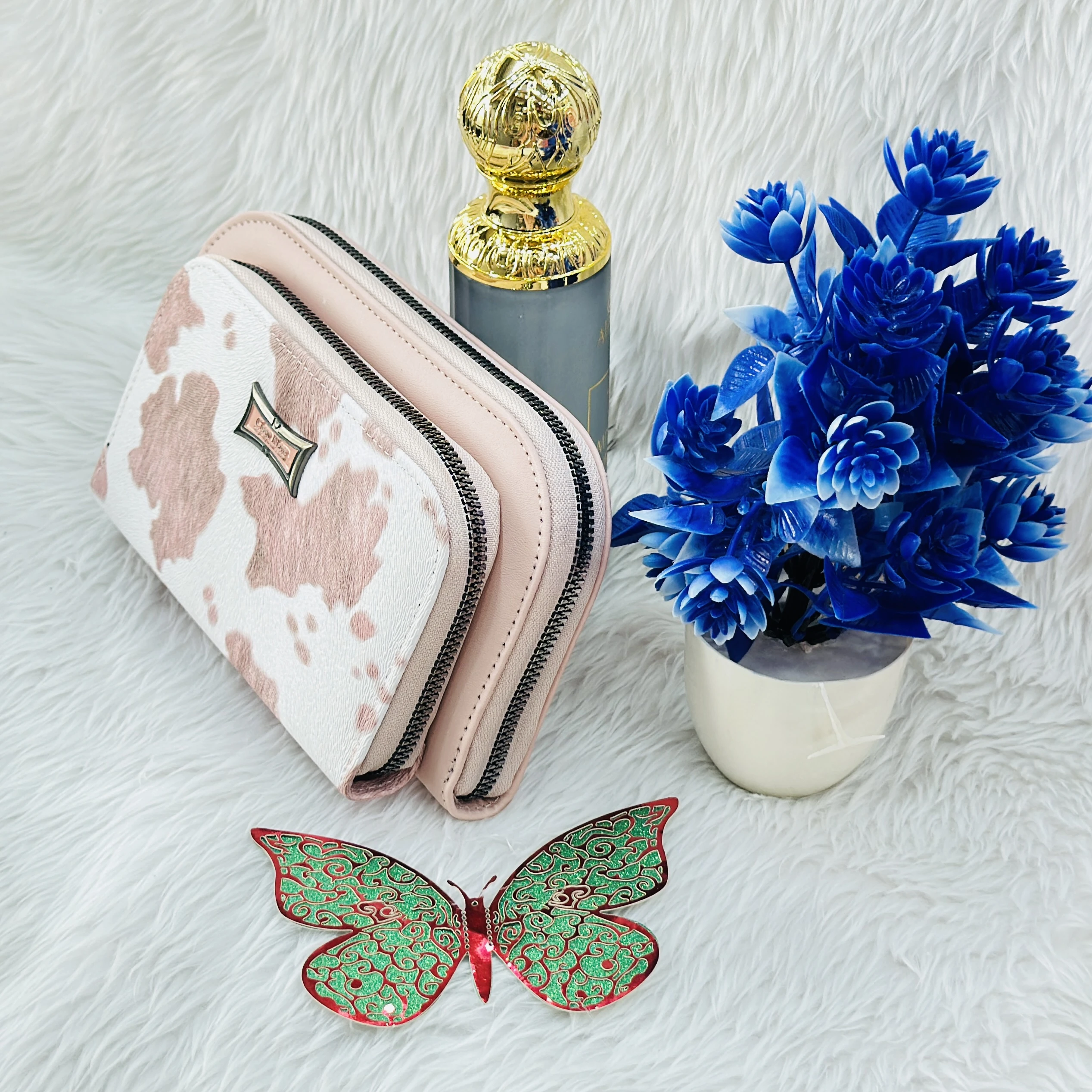 Oleg Klare women's wallet