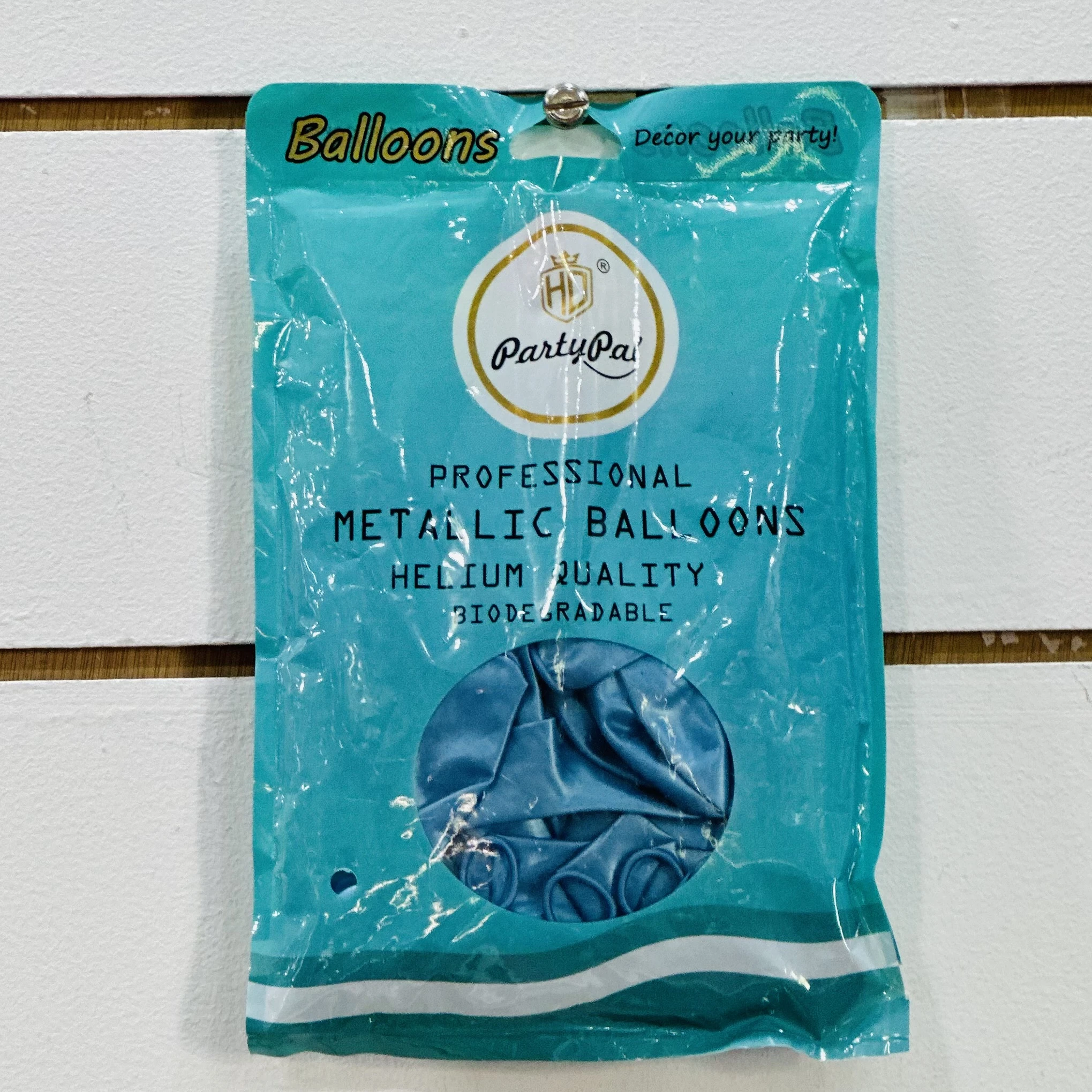 Package of HD PartyPal Professional Metallic Balloons.
