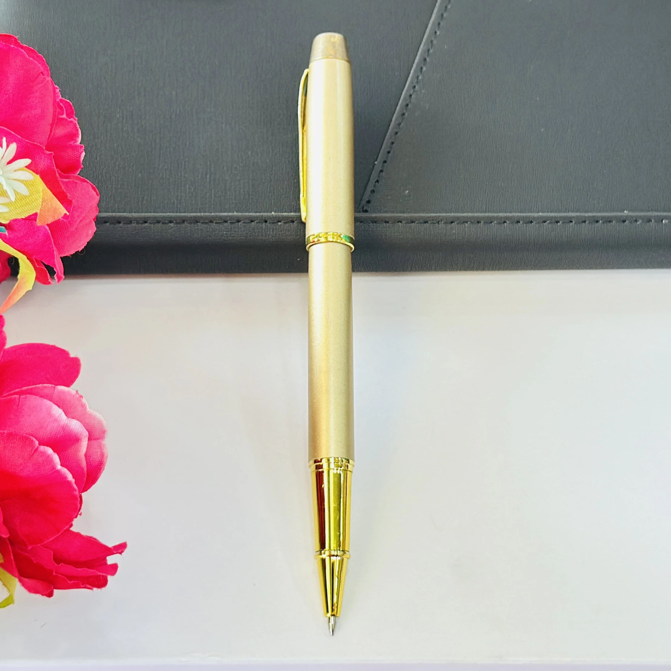 luxury metal rollerball pen