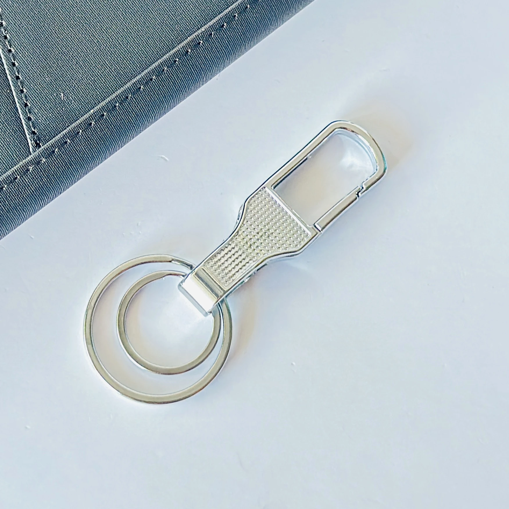Metal keychain