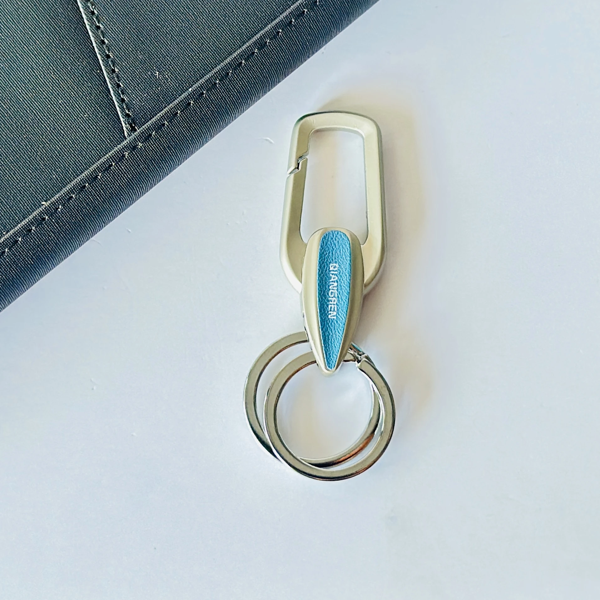 metallic quick-release car key chain
