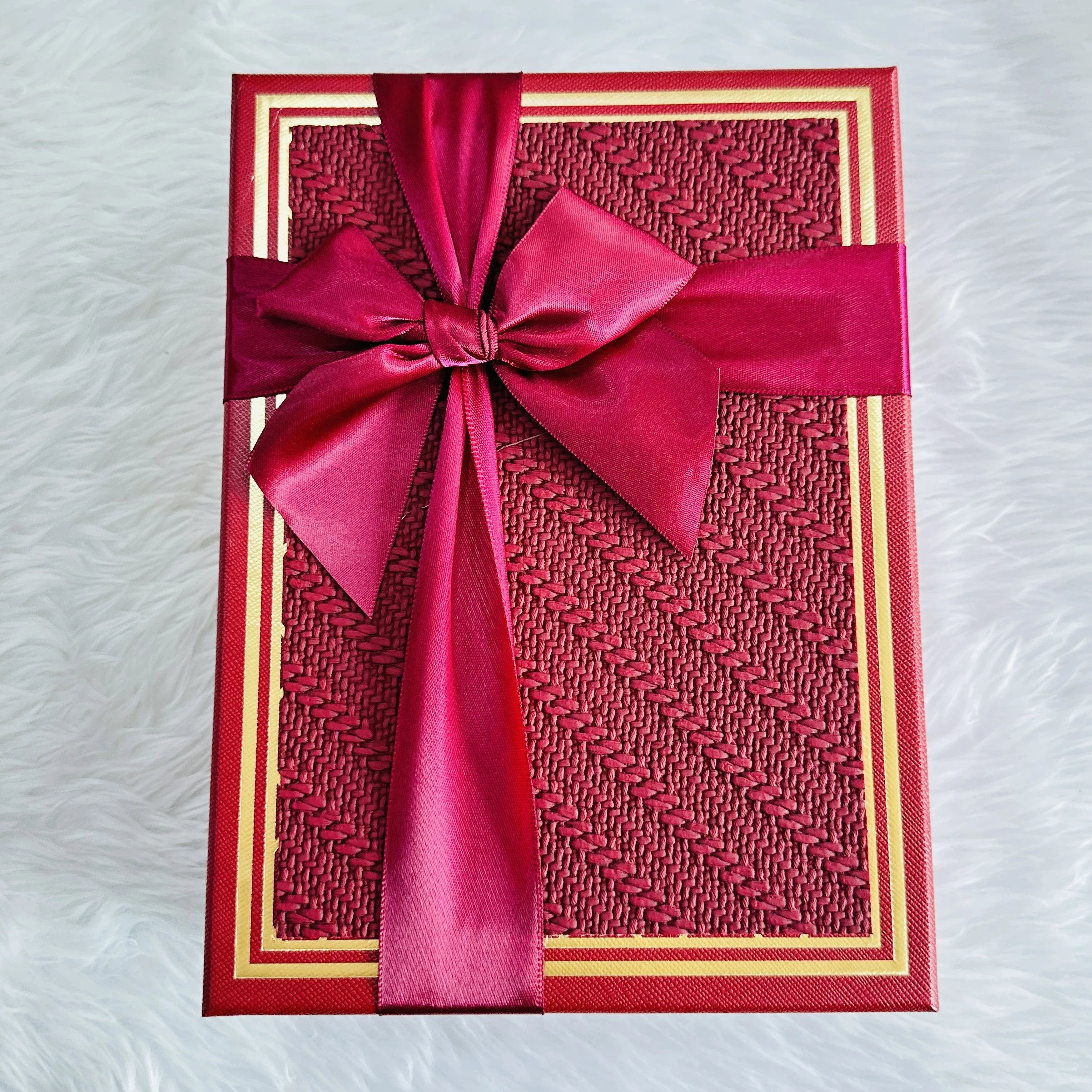 Gift Box (Size 12/9)